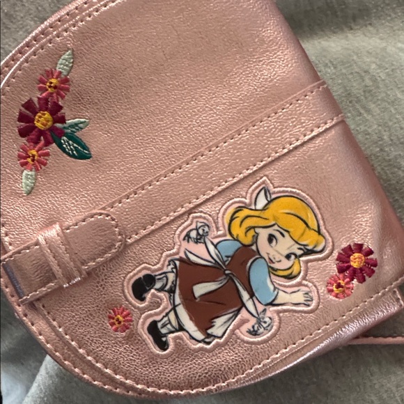DISNEY ANIMATORS COLLECTION Pink Metallic Crossbody Bag with Floral Design - Picture 4 of 10